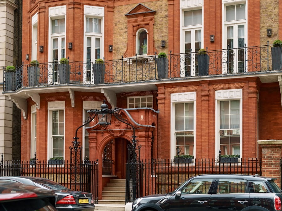8b Merton Road, London, SW18 5ST